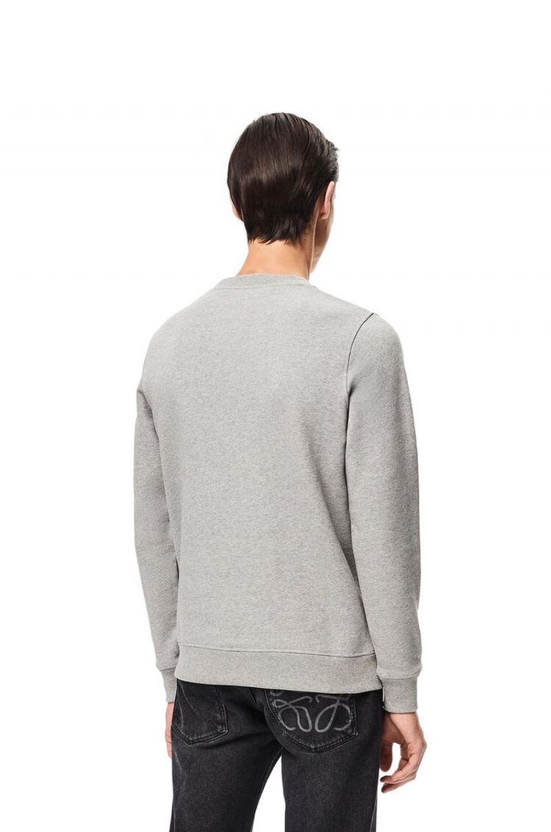 Sudaderas Loewe LOEWE Anagram embroidered sweatshirt in cotton Hombre Gris | 067GTBWYC