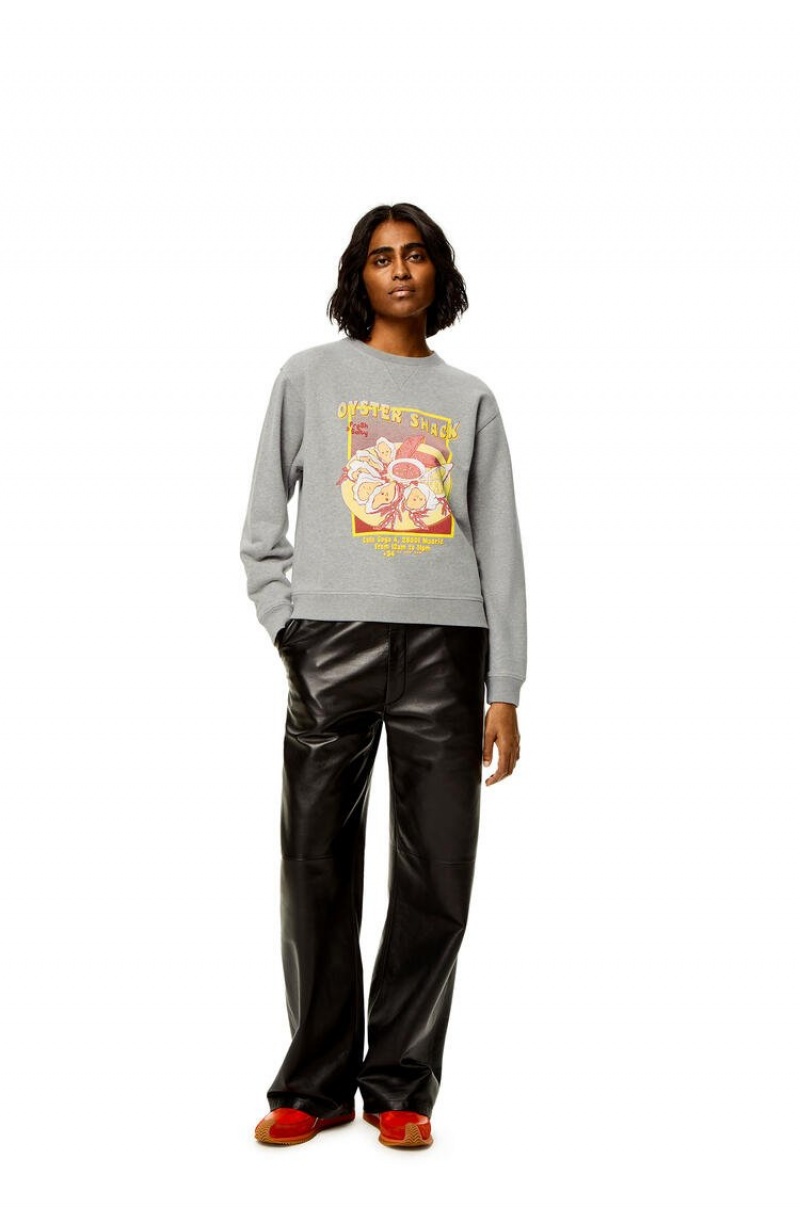 Sudaderas Loewe Oysters print sweatshirt in cotton Mujer Gris | 014TWRFAZ