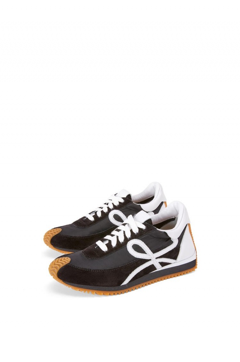 Zapatillas Loewe Flow runner in nylon and suede Hombre Negras Blancas | 257LFVKNJ