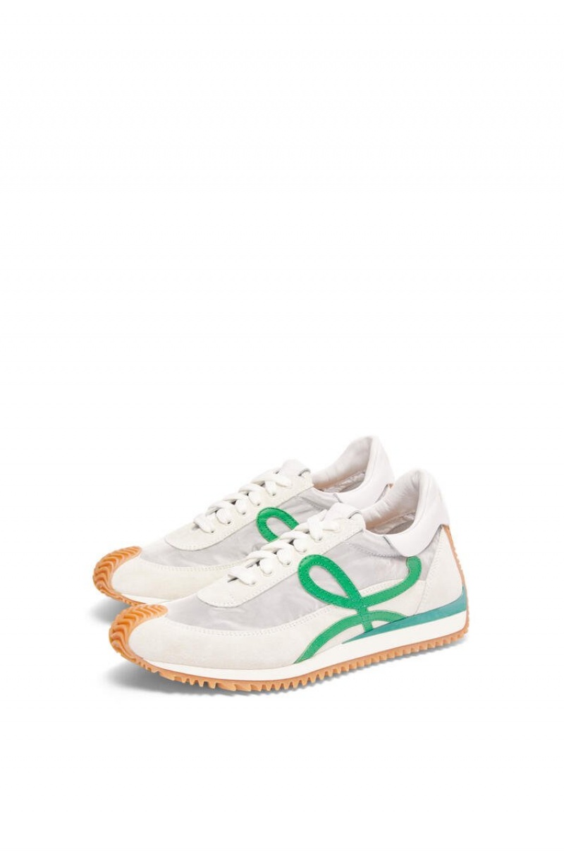 Zapatillas Loewe Flow runner in technical mesh and suede Mujer Plateadas Blancas Verde | 961SKLQAM