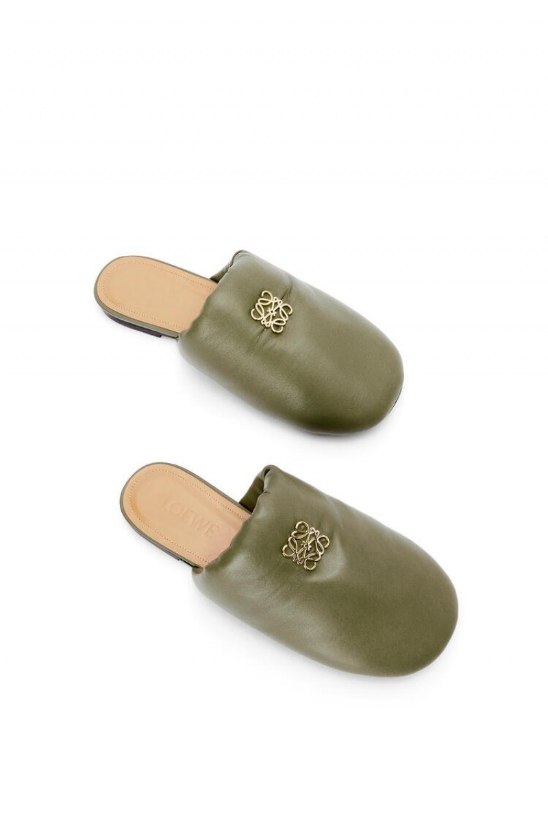 Zapatos Planos Loewe Acolchado Anagram mule in lambskin Mujer Verde | 306JSQFMI