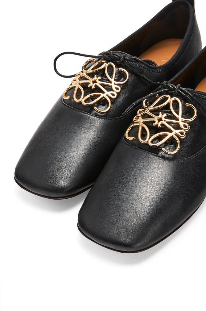 Zapatos Planos Loewe Anagram soft derby in lambskin Mujer Negras | 085HOAWBU