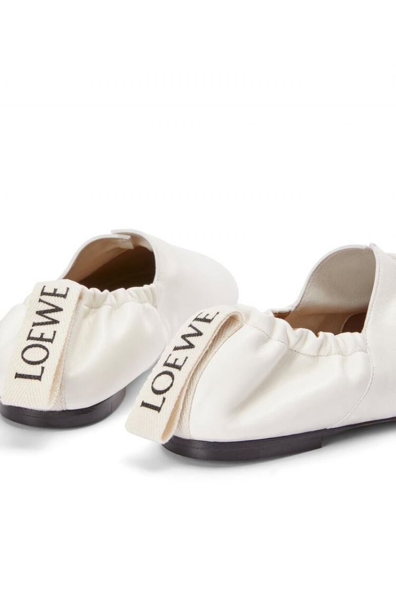 Zapatos Planos Loewe Flamenco ballerina in calfskin Mujer Blancas | 680HKJTFI