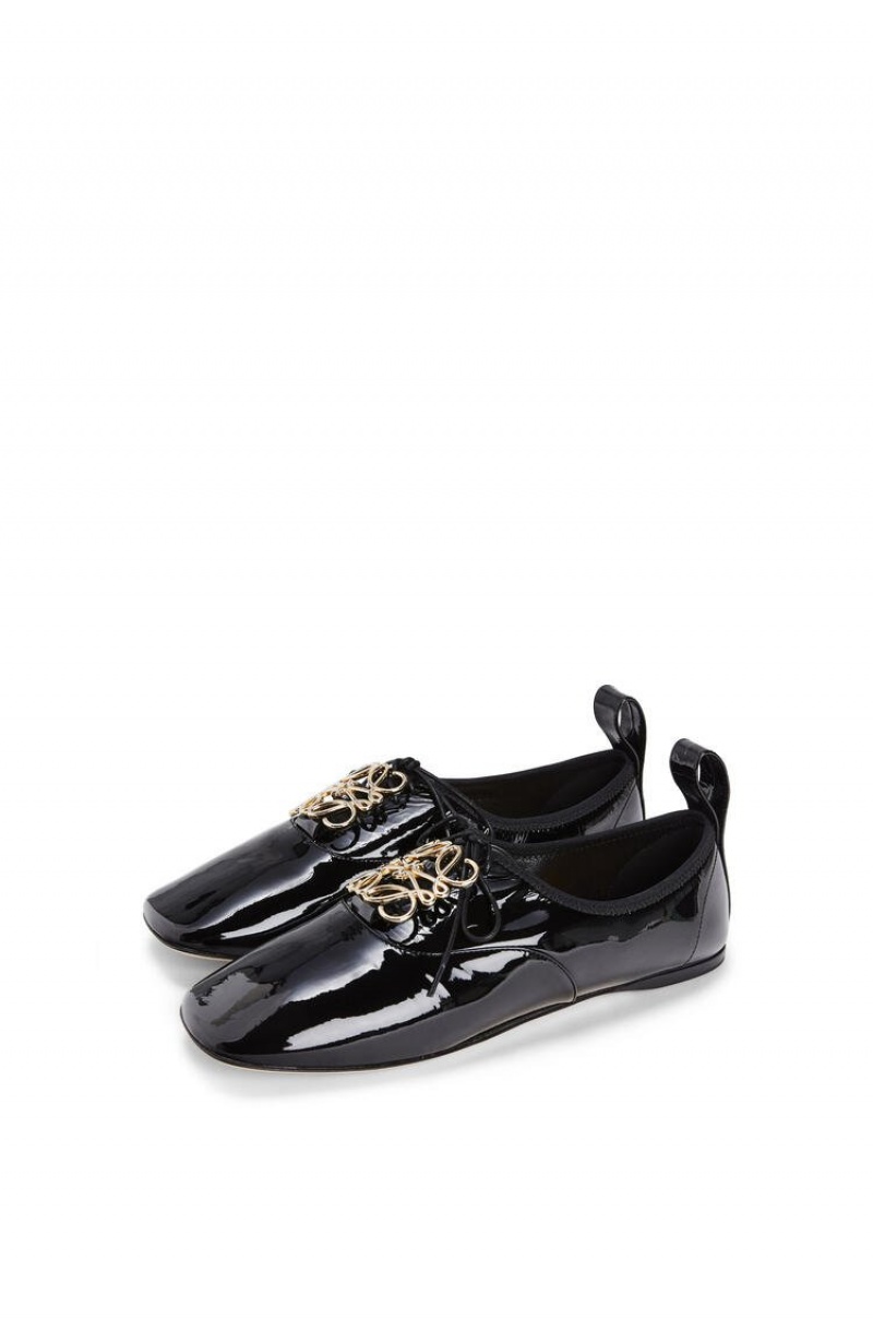 Zapatos Planos Loewe Soft derby anagram in patent calf Mujer Negras | 741BUTYRK